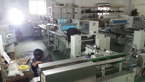 誠信鑄就品質(zhì)，專業(yè)成就未來——青微衛(wèi)生紙包裝機(jī)械廠家的設(shè)備與服務(wù)